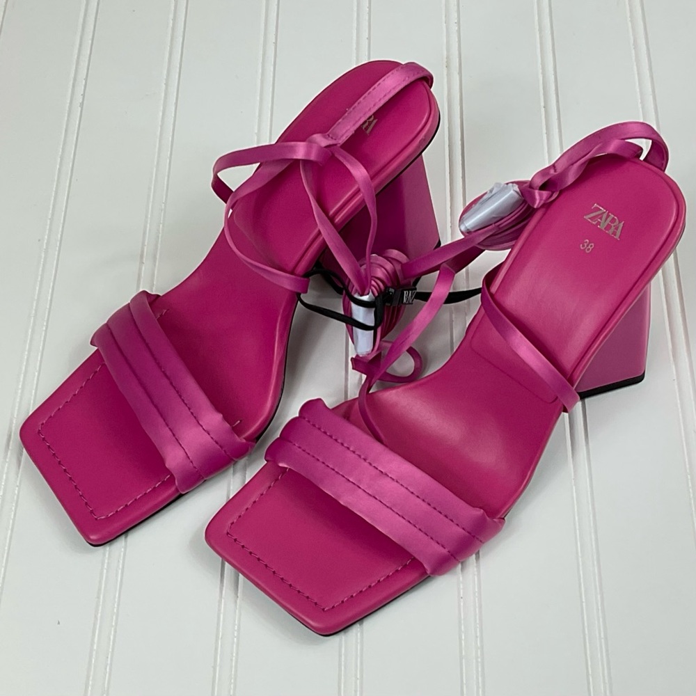 NWOT Zara Geometric Heeled Satin Sandals Size EU 38 - Picture 4 of 6